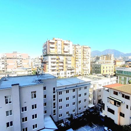 Appartamento Centerscape - Studio By Dion Tirana Esterno foto