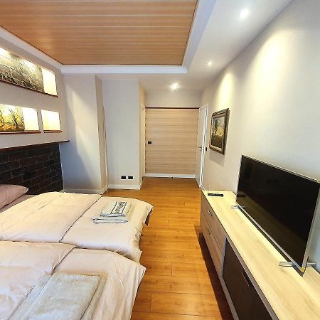 Appartamento Centerscape - Studio By Dion Tirana Esterno foto