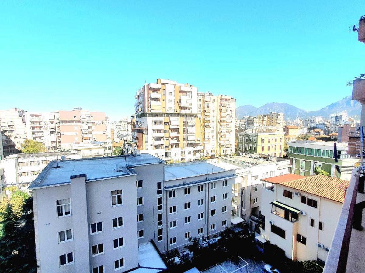 Appartamento Centerscape - Studio By Dion Tirana Esterno foto